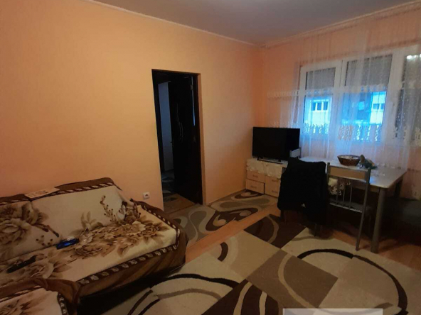 84b8c543 d676 4fd9 88b3 48903bfae52f