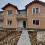 e8aad443 b237 44e0 9994 c4527f562379