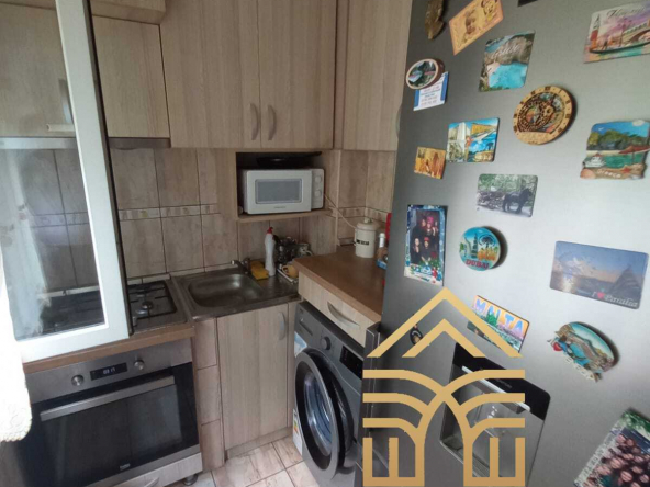 bab826d2 17e1 422d 81b9 f9d2a4667fdb