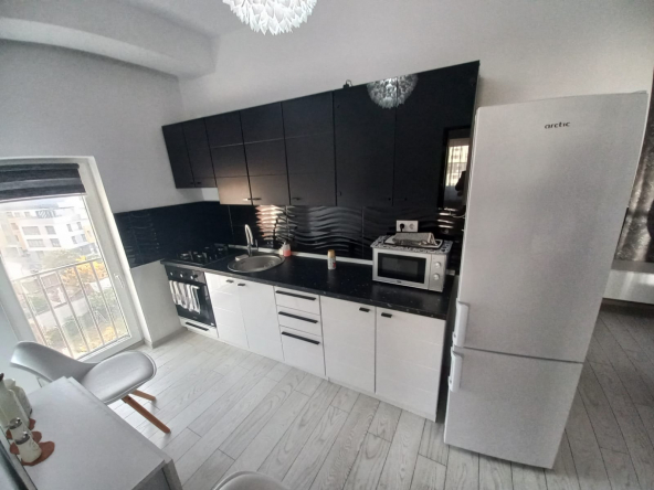 c20130f8 5dd9 4ab7 82d0 841f175976a5