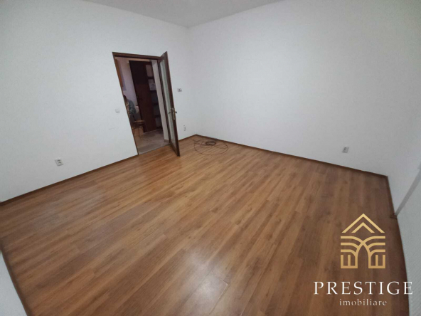 b01bbd4a 8e73 42d0 8031 30670ce62108